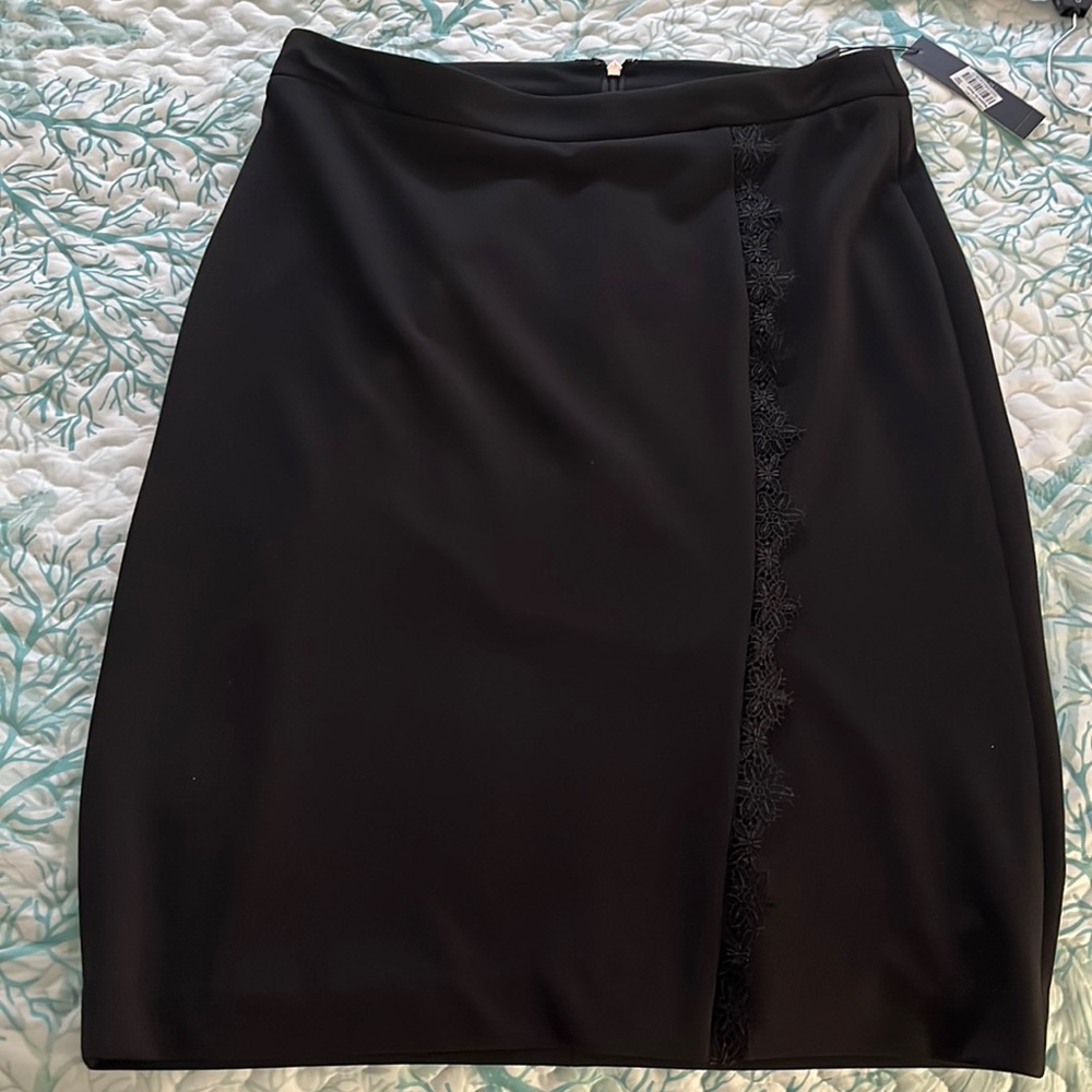 NWT T Tahari Black Skirt size 8